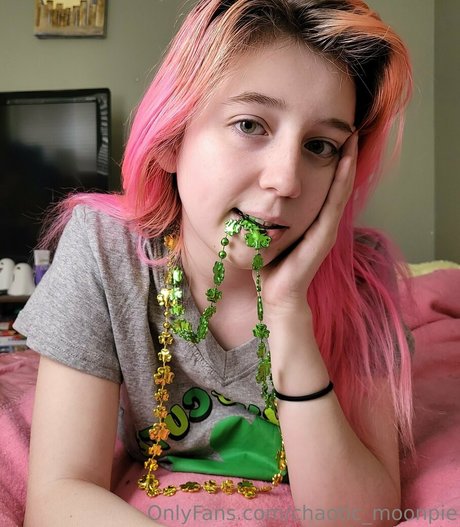 sucking cock onlyfans pretty picture