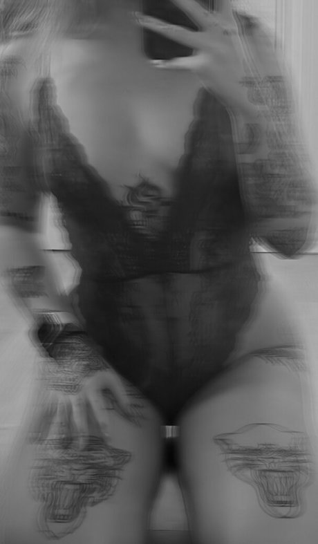 Izzy Siim high quality model archive