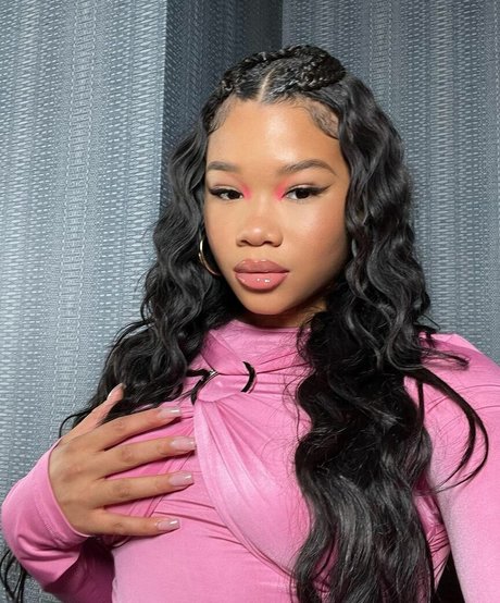 Storm Reid art star galleries