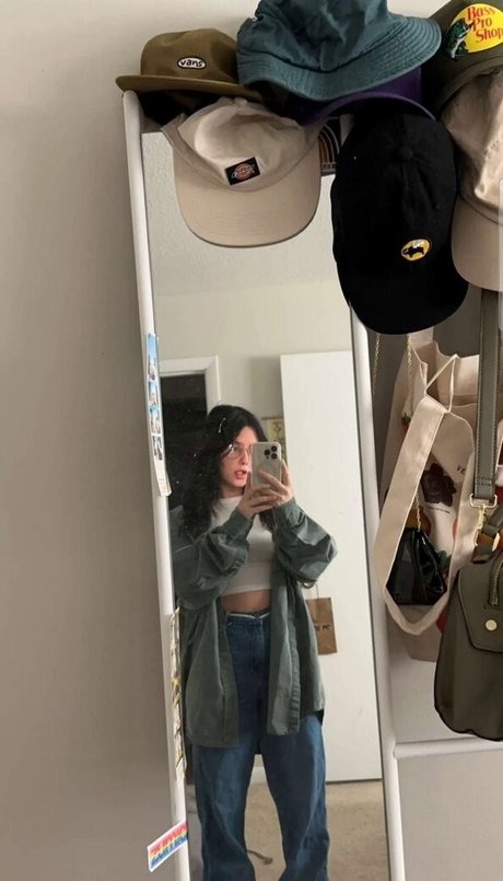 okokchanel nude star pictures