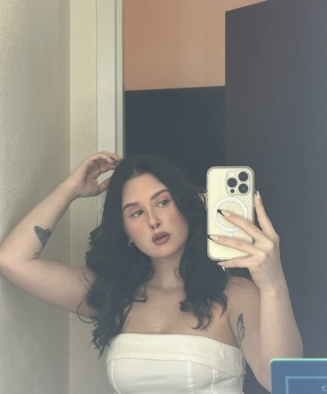 okokchanel model hd photos