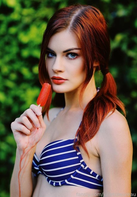 Juliettesureau nudes model picture