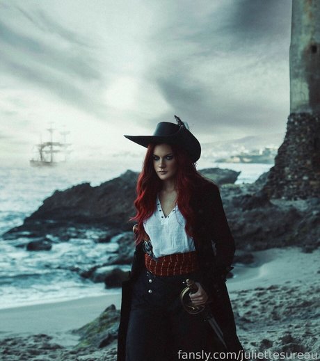 Juliettesureau top actress pic