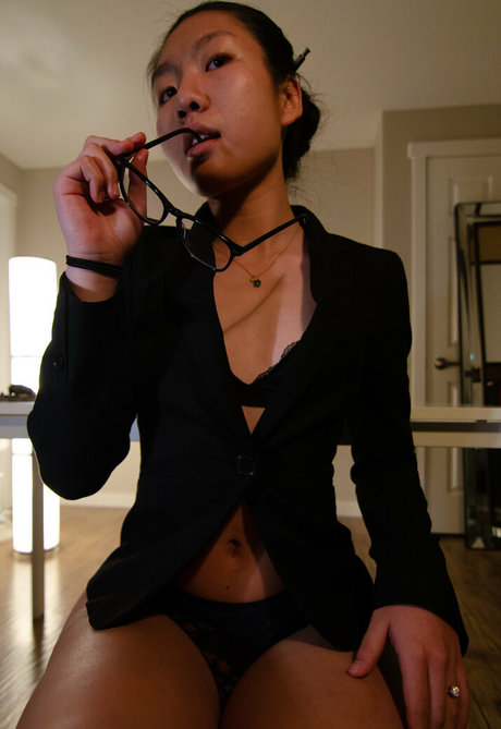 not20 model hot photos