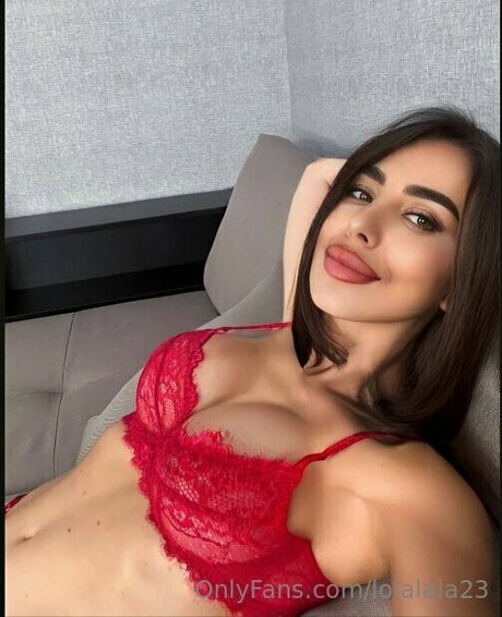 lolalala23 erotic model images