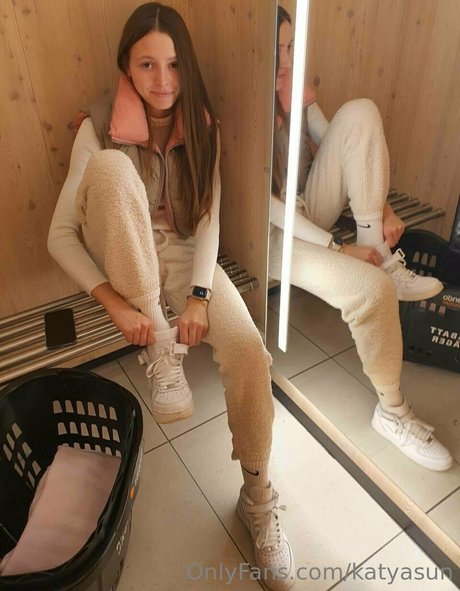 katyasun perfect model photos