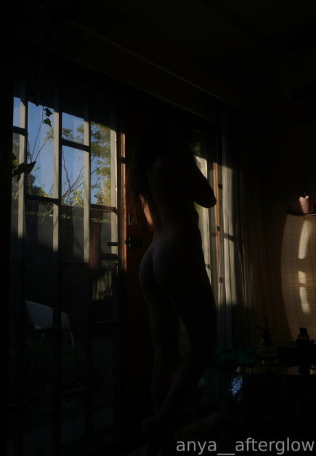 anya__afterglowfree hot actress img