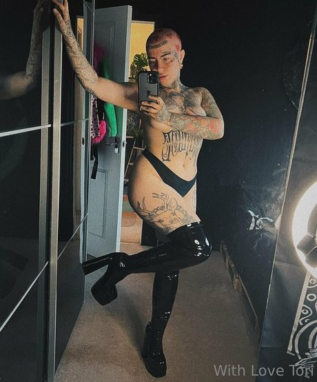 withlove tori beautiful actress archive