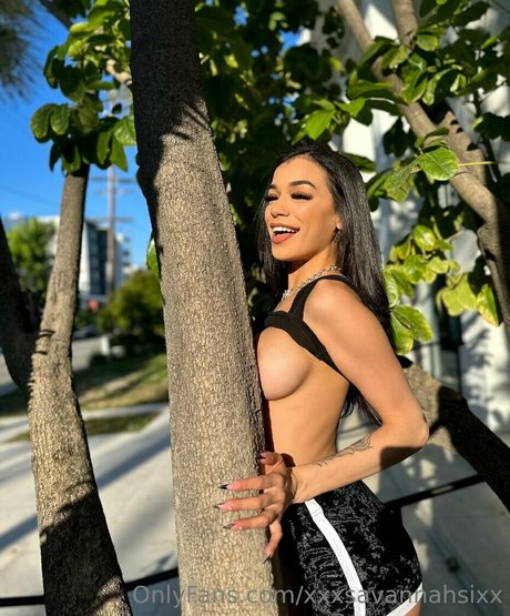 xxxsavannahsixx hot model image