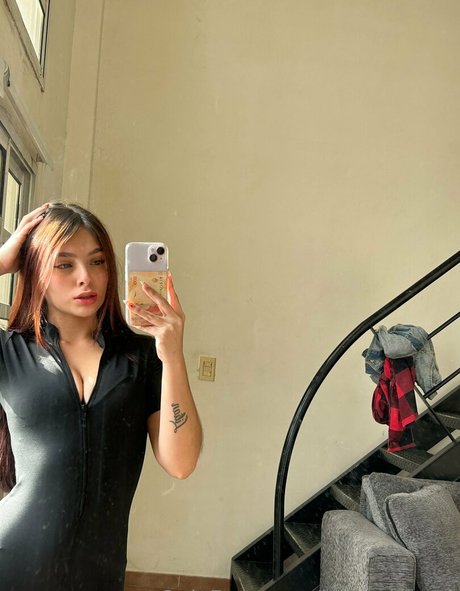 babyyluxury model nice picture