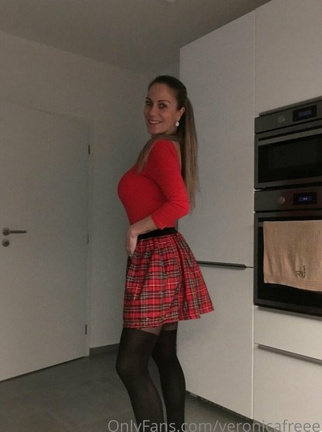 veronicafreee model free photos