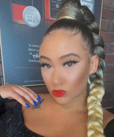 NinaXXX nude star pics