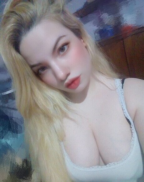 Lucy Barnes xxx model photos