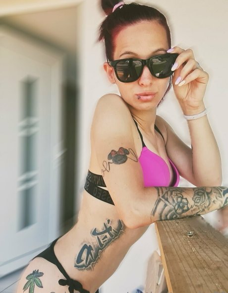 alittlebitpsycho98 free actress photo