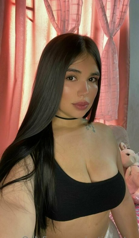 natisantosfree nudes actress galleries