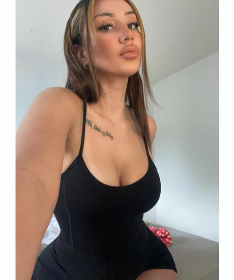 Xosnoh star pretty pictures