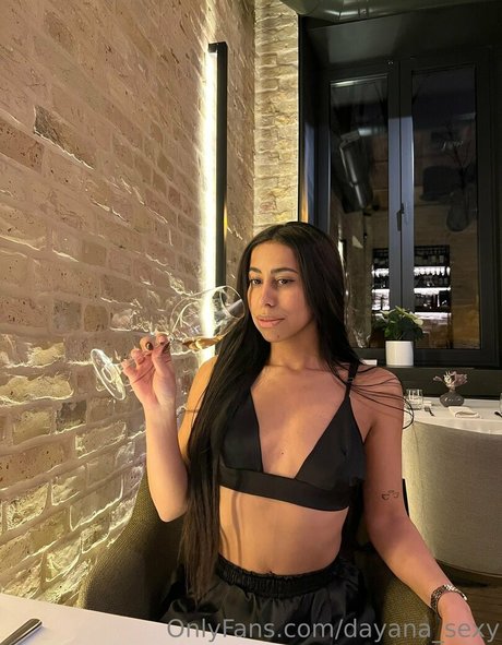 blowjob brunette onlyfans sexy naked picture