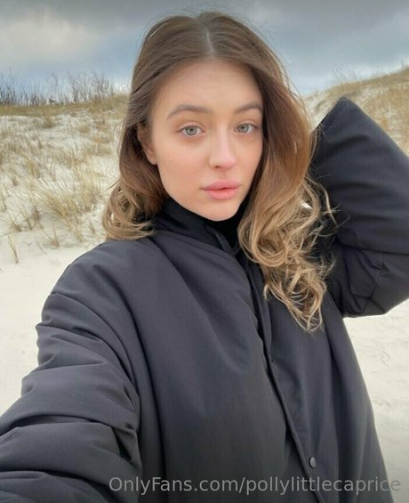 pollylittlecaprice model perfect pic