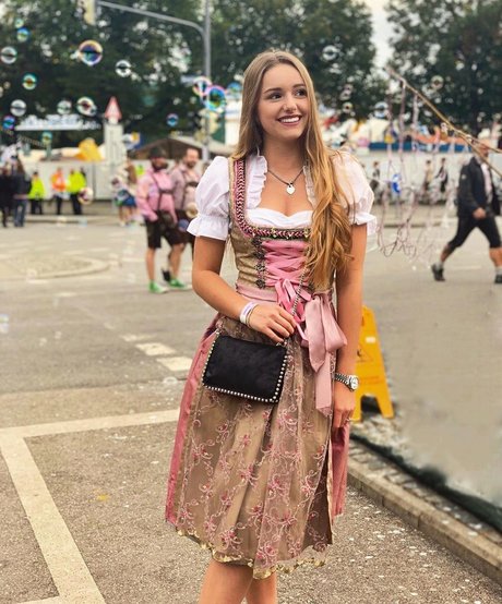 melaniehfl adult actress photos