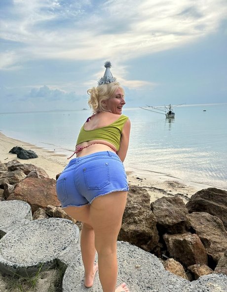 asian tattoo onlyfans beautiful porn pic