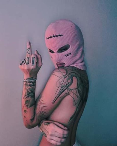 Pelinay Igit perfect pornstar archive