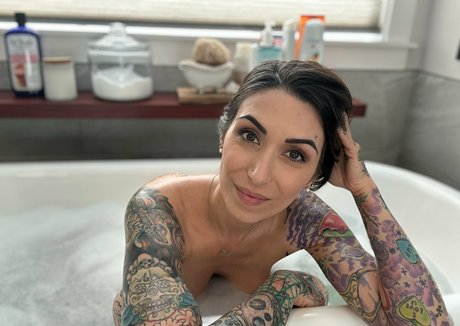 aliinwunderland pornstar best galleries