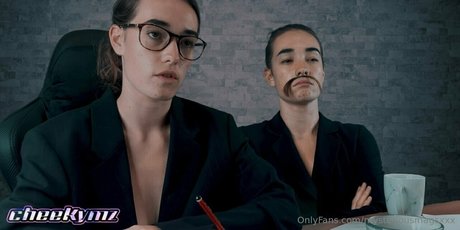 mysteriousmagsxxx model free picture