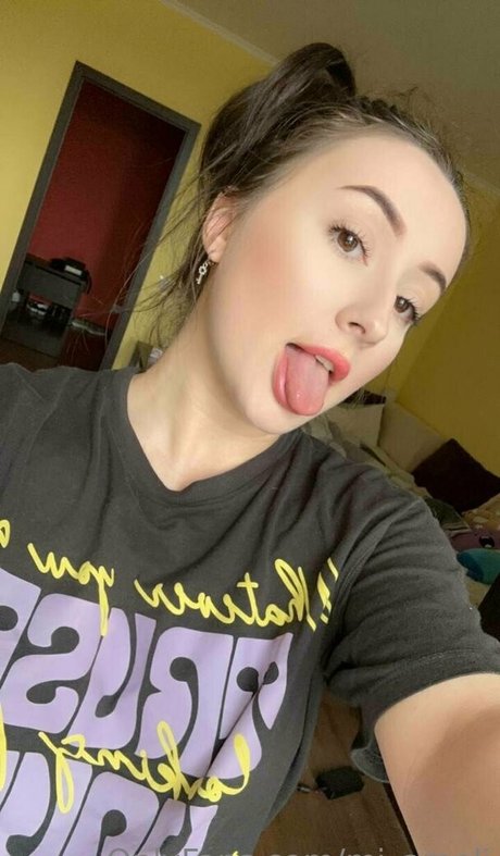 mi ameli hd actress photos