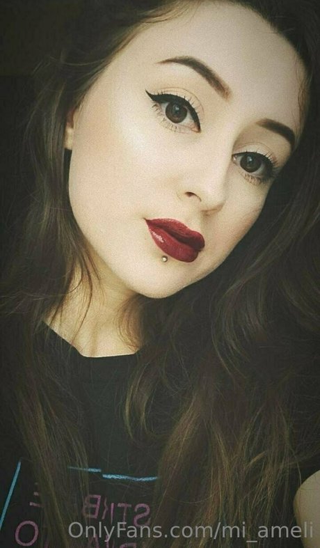 mi ameli hot actress photo