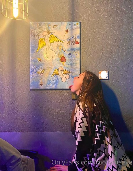 mollymaeve model exclusive photos