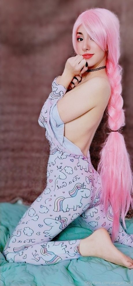 Ahegaoself sex model image