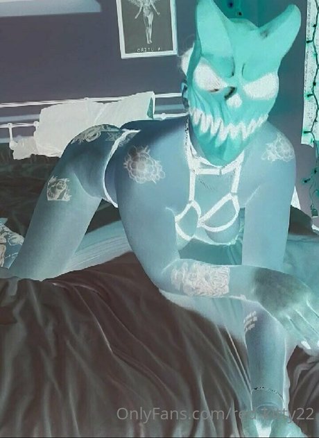 red kitty22 best actress image