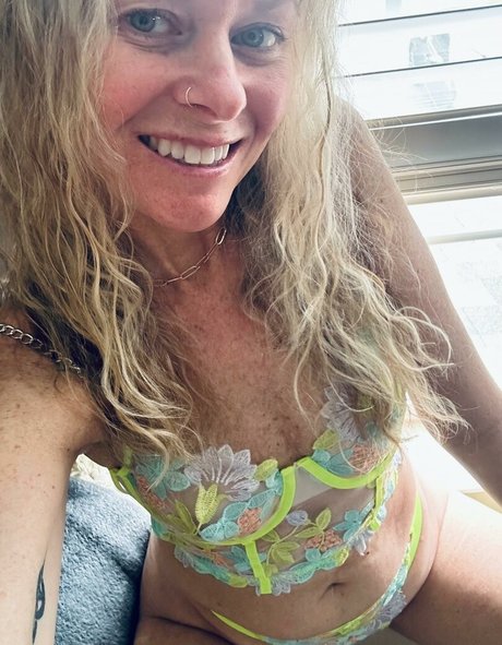 Mackenzie J model sexy galleries