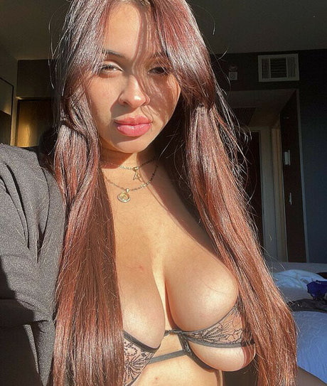 gladiz latina nudes pornstar img