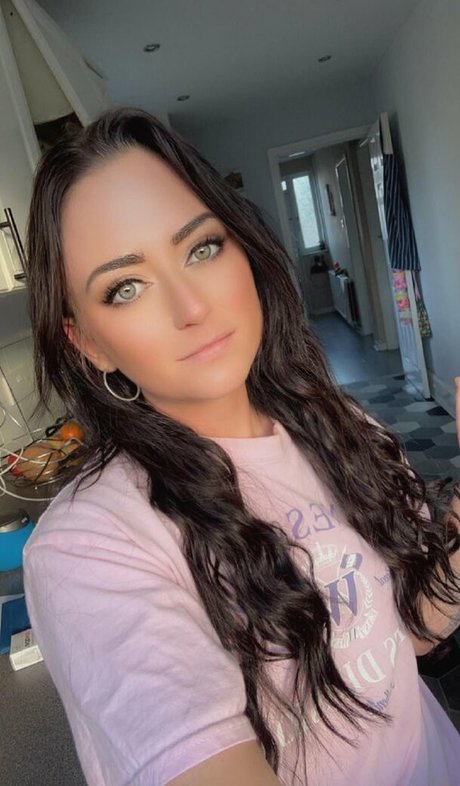 LittleSam xx pornstar art pic