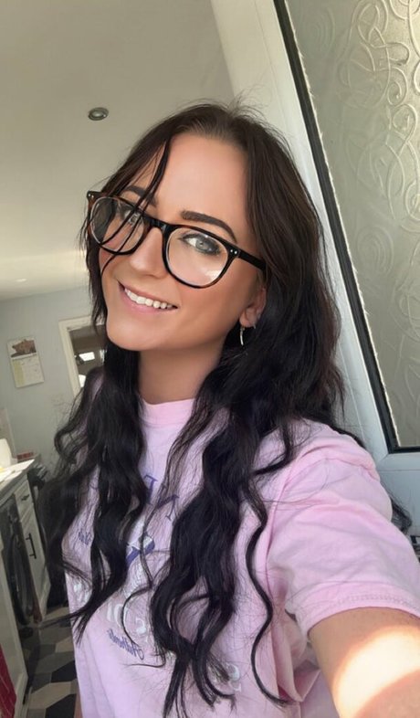 LittleSam xx pornstar beautiful images