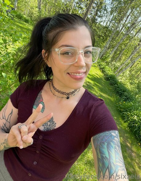 sixxela model porn gallery