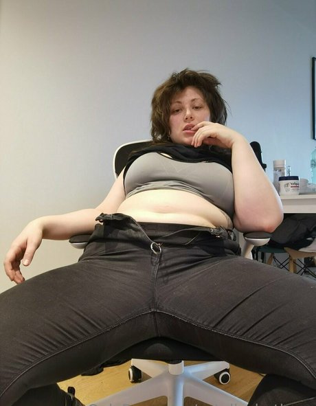 estella bathory model adult images