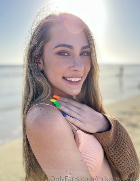 mikeaveryxxx nudes actress photo