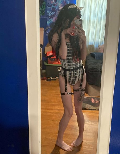 lapetitebrat02 pornstar nudes images