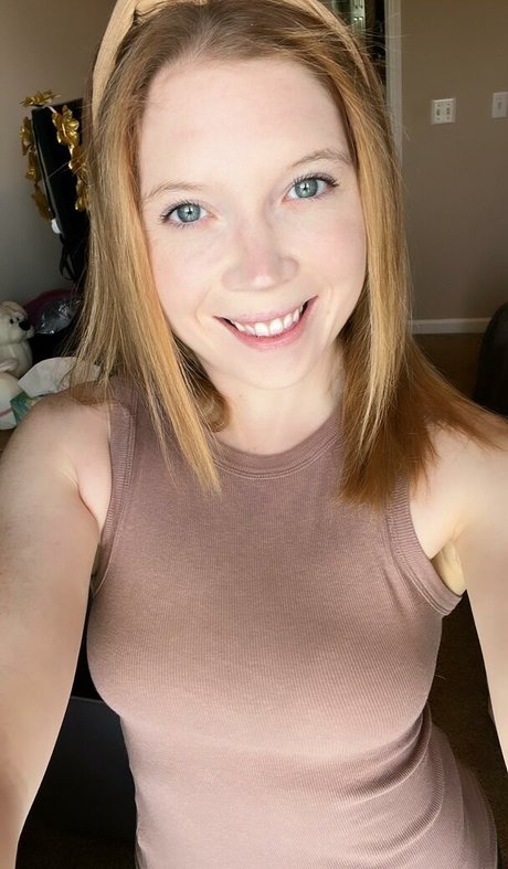 Peachy Noel star exclusive pictures