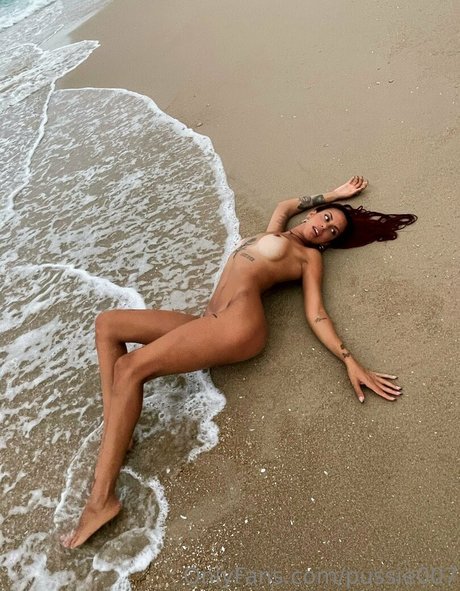 Shira Mosi beautiful actress photos