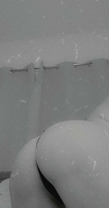 lottielushloves sexy star pics