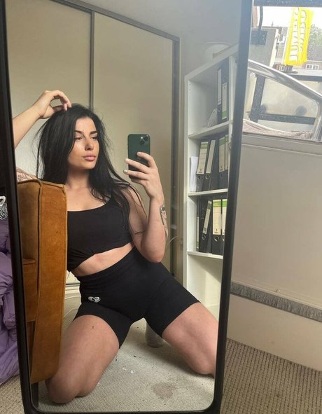 jadejoslin star exclusive photo