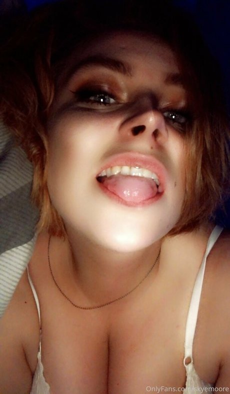 skyemoore nudes star pictures