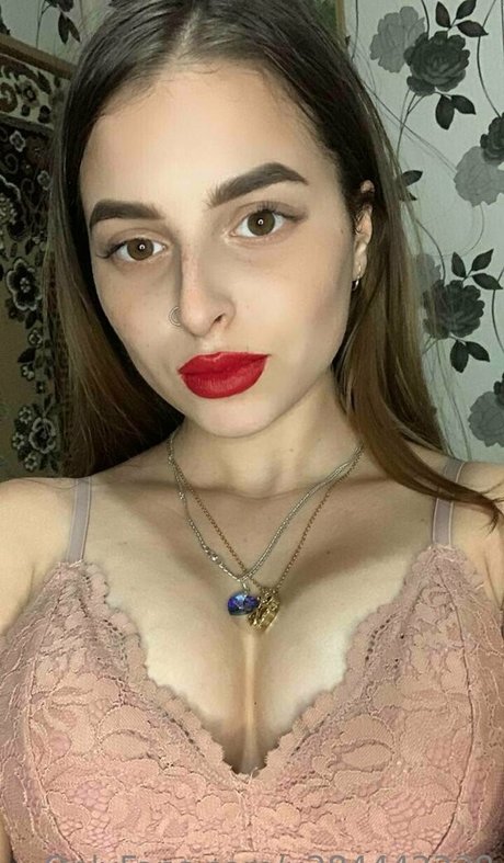 teenybabydolll model free photo