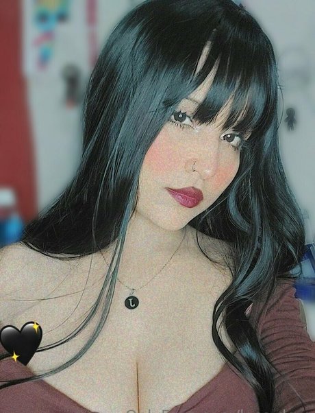 lesa dom art actress photo