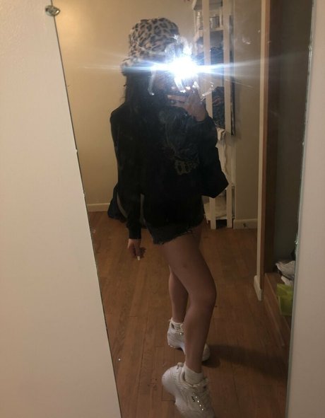 waitress onlyfans art porn pics