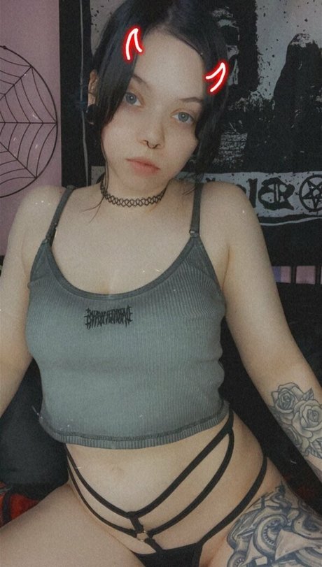 smokewitch13 nudes actress images