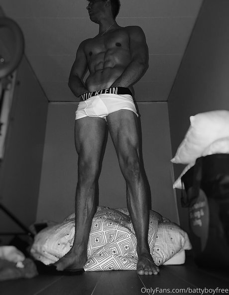 battyboyfree model nudes pics